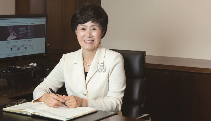 손병옥 세계여성이사협회 한국지부 회장은 여성들의 발전을 위해 여생을 보내고 싶다고 말했다.[사진=천막사진관]