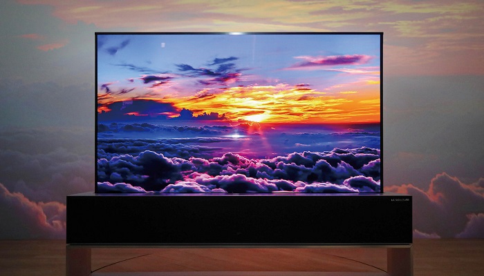 기술적인 면에서 OLED TV가 높은 평가를 받지만 판매실적은 QLED TV가 더 좋다.[사진=연합뉴스]