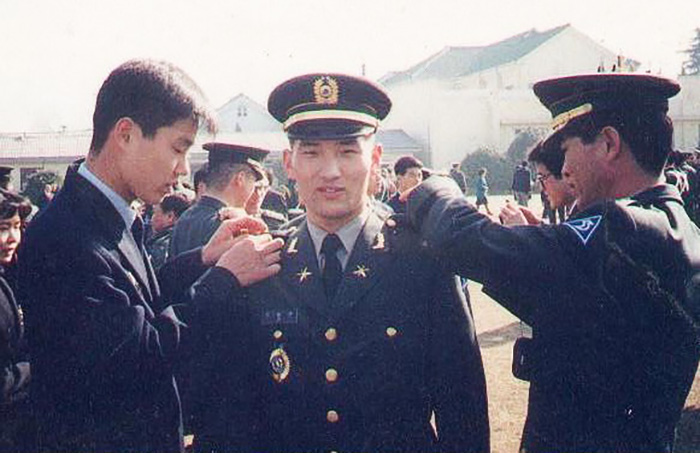 1991년 조인검 단장의 임관 모습. 그는 1997년 6월 육군 대위로 전역했다. [사진=행복을 나누는 사람들]