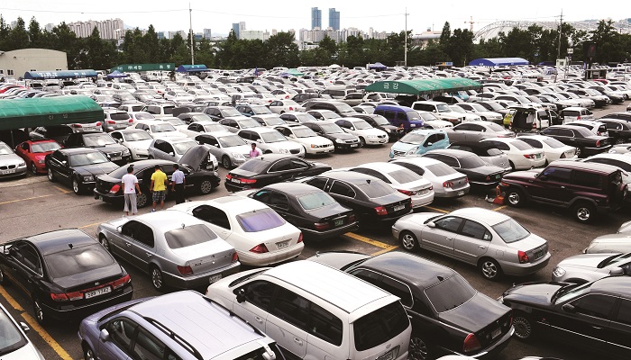 첫 차 구매 소비자에게 가장 중요한 요소는 가격이다.[사진=뉴시스]