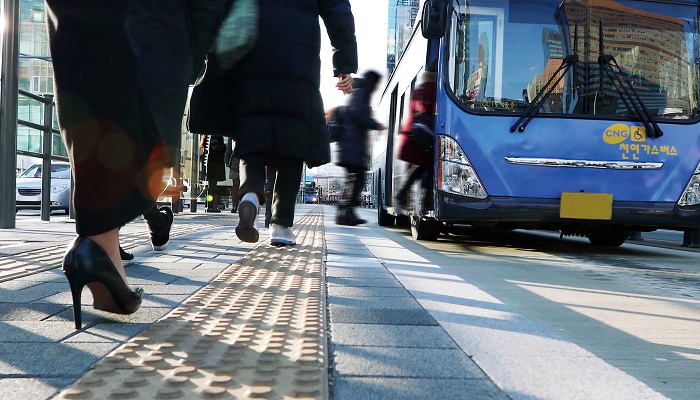 고준호 교수는 “BRT 시스템은 교통대책의 만능열쇠가 아니다”고 주장했다.[사진=게티이미지뱅크]