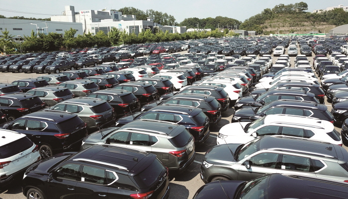 무디스가 국내 자동차 기업의 신용등급 하향조정을 검토 중이다.[사진=뉴시스]