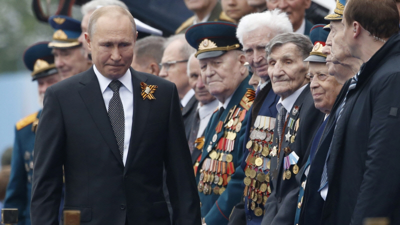 블라디미르 푸틴 러시아 대통령이 장기 집권을 위한 행보를 시작했다.[사진=뉴시스]