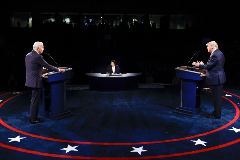 지난 대선에서 토론 중인 조 바이든 대통령과 트럼프 전 대통령. [사진=뉴시스]