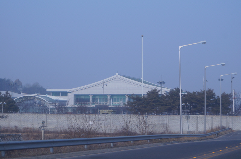 2002년 신청사를 준공한 예천공항은 3년 후 폐쇄됐다. [사진=뉴시스]
