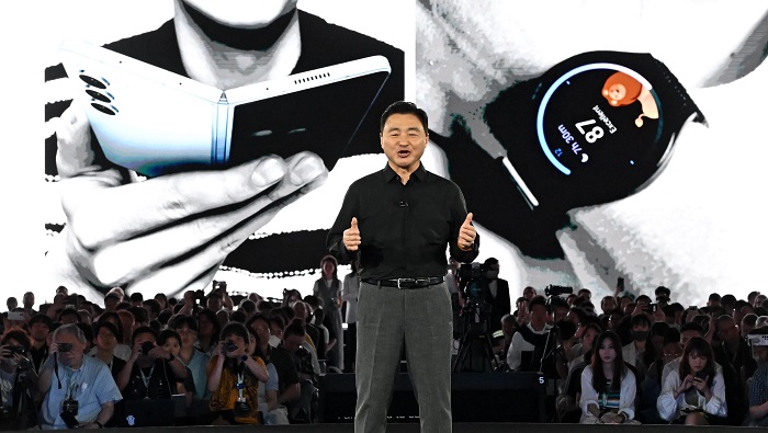 노태문 삼성전자 사장은 폴더블 스마트폰 갤럭시 Z플립5·폴드5 판매 목표로 1000만대 이상을 제시했다.[사진=뉴시스]