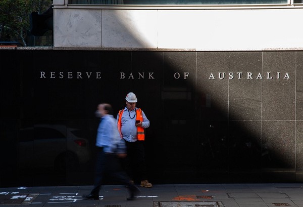 호주 중앙은행이 기준금리를 5개월 동안 동결한 이후 기습적으로 추가 인상했다. [사진=뉴시스]