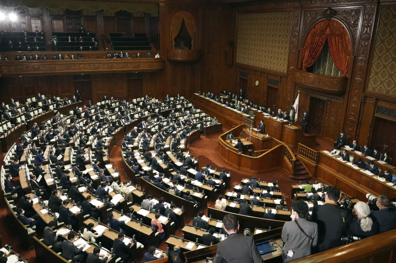 미야자와 요이치 자민당 세제조사회장이 법인세 인상 찬성 입장을 밝혔다. 사진은 일본 중의원 본회의 모습. [사진=뉴시스]