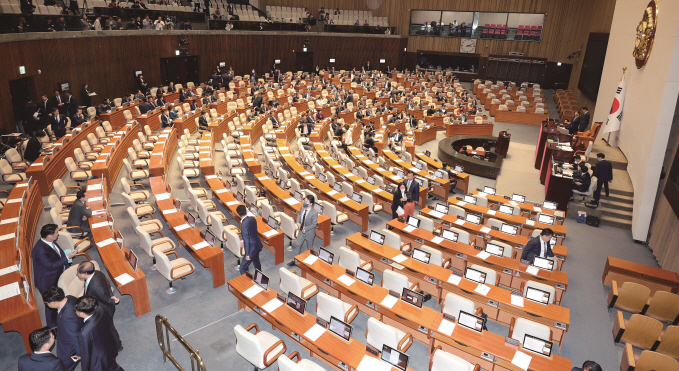 21대 국회의 법안 가결률은 현재 28.8%에 머물고 있다.[사진=뉴시스]