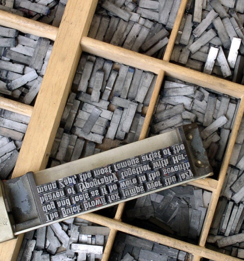 구텐베르크는 활자판을 위한 각 글자를 한묶음으로 정밀하게 절단할 수 있는 주형틀도 고안했다.[사진=위키백과]