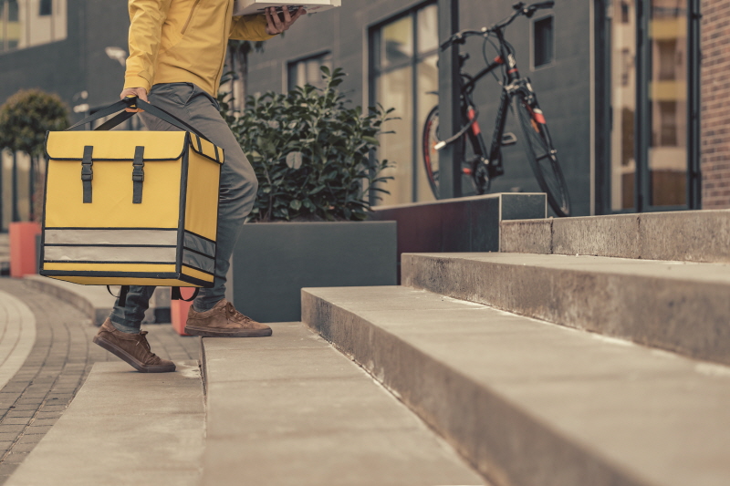 노동은 또다른 노동들과 얽히고설켜 있다. [사진 | 게티이미지뱅크]