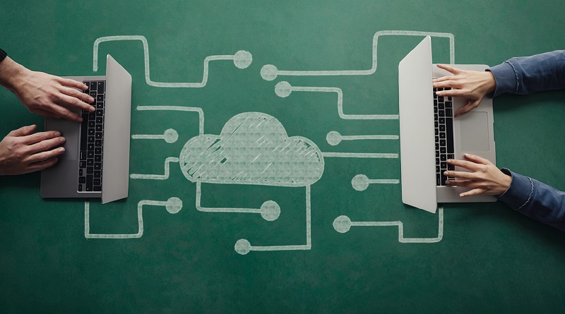 토렌트를 쓰면 저작권 자료 불법 공유자가 된다. 다운로드와 업로드를 동시에 진행하는 토렌트의 특성 때문이다.[사진 | 게티이미지뱅크]