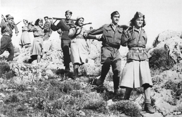 그리스는 파시스트 대통령이 지배했지만, 연합군 편에 섰다. 그리스 레지스탕스 조직원들.[사진 | 위키미디어 제공]