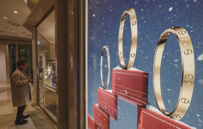 까르띠에가 한국에서 사회적 책임을 다하지 않는다는 비판이 나온다.[사진｜뉴시스]
