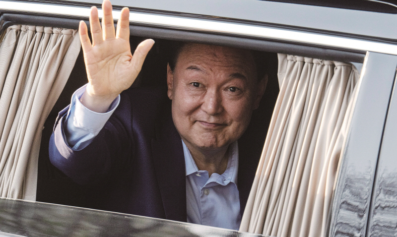 윤석열 전 대통령은 파면 이후에도 자신의 책임을 인정하지 않고 있다.<BR>[사진｜뉴시스]