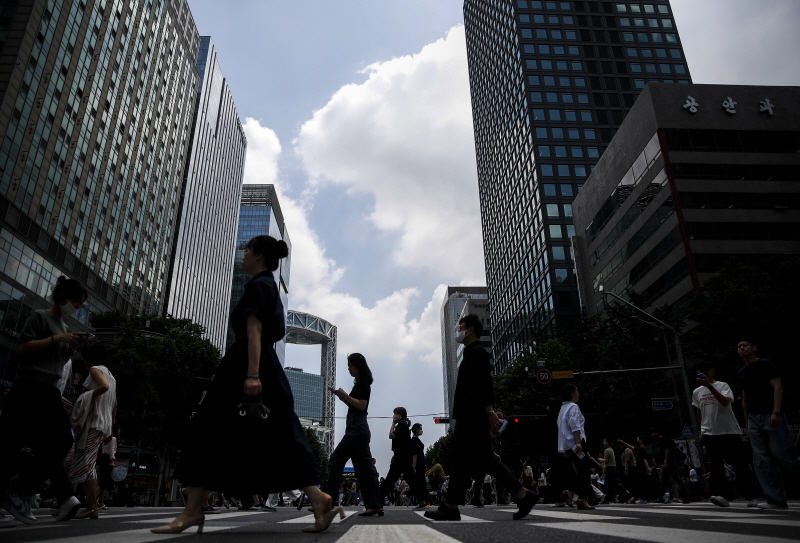 대선 공약은 국민에게 중대한 영향을 미친다. [사진 | 뉴시스]