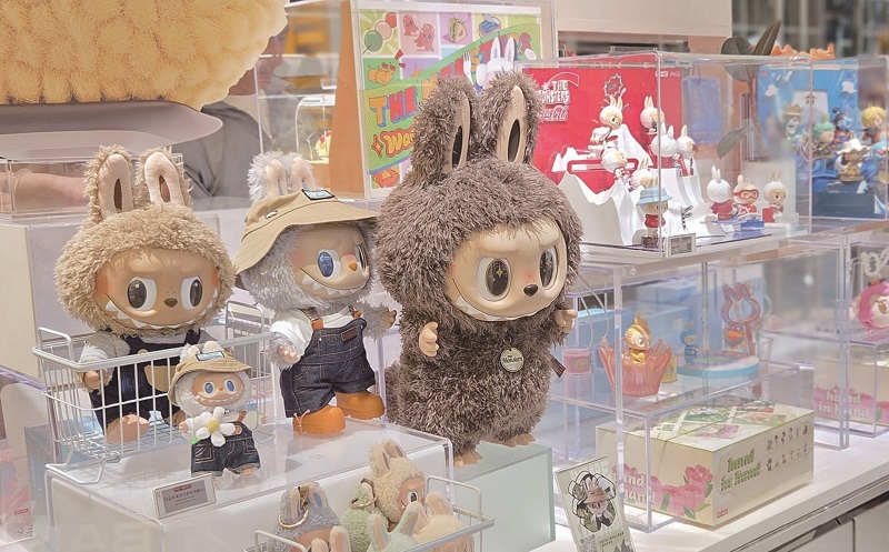 굿즈를 모으다 보면 과소비로 이어지기 쉽다.[사진 | 뉴시스]