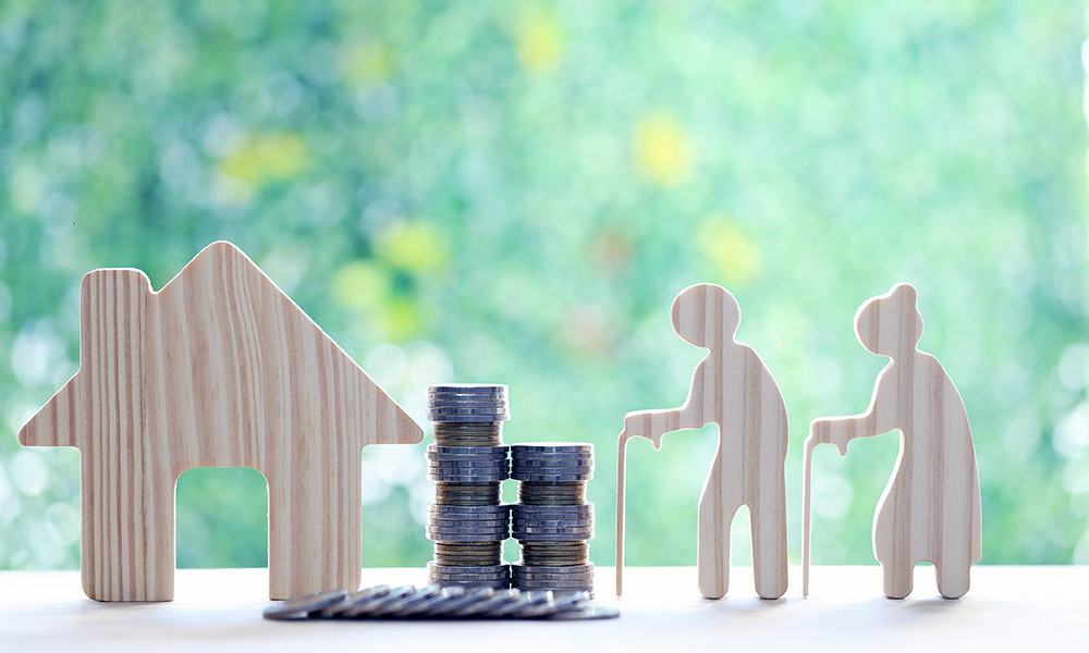 사망보험금을 사망 전 미리 당겨서 연금처럼 받을 수 있는 ‘사망보험금 유동화’가 시행된다.[사진=게티이미지뱅크]