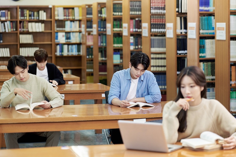Z세대 취준생은 수강신청 시 ‘배움’보다 ‘스펙’을 택하는 것으로 나타났다.[사진｜게티이미지뱅크]