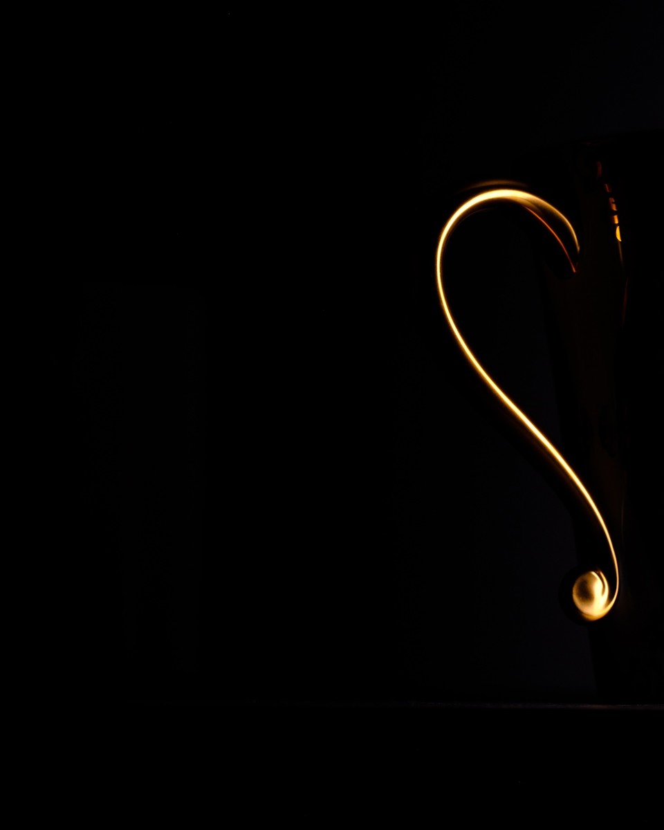 고급스러운 커피잔과 받침에 ‘커피 셋, 프림 셋, 설탕 셋’, 이른바 ‘삼삼삼’ 커피를 마신 게 언제였던가. 일회용 컵, 텀블러, 머그잔 등 커피를 담는 용기도 달라졌다. [사진 | 오상민 작가]