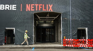 경쟁자 없는 넷플릭스, K-콘텐츠의 요람일까 무덤일까 [IT+] - 뉴스 썸네일 이미지