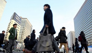 가장 일찍 출근하는 업종 가장 늦게 출근하는 업종 [서베이 행간읽기] - 뉴스 썸네일 이미지