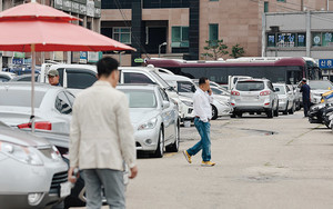 매매업자에게 맡기면 괜찮아? 중고차 '성능점검' 정부 개편안의 함정 [...