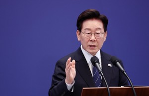 李 "약삭빠른 사람만 혜택 보는 농지투기, 농지 전수조사 회피 않겠다"